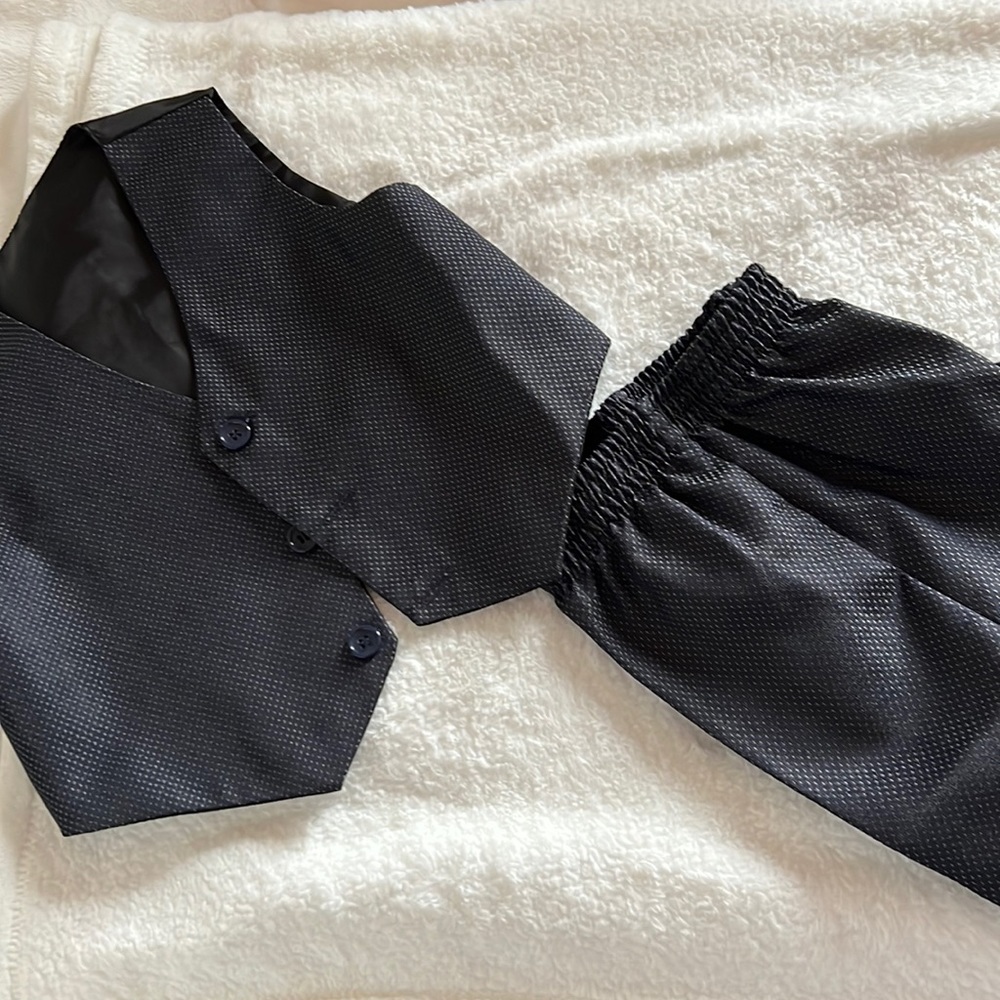 Suit vest with matching pants